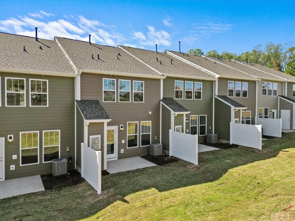 Property image 4 at 252 Tippin Trail, Travelers Rest, SC 29690