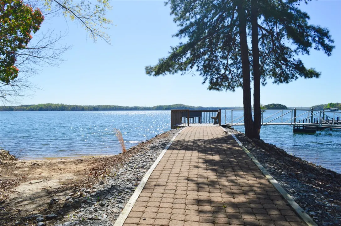 Property image 2 at 119 Beacon Ridge Circle, Salem, SC 29676