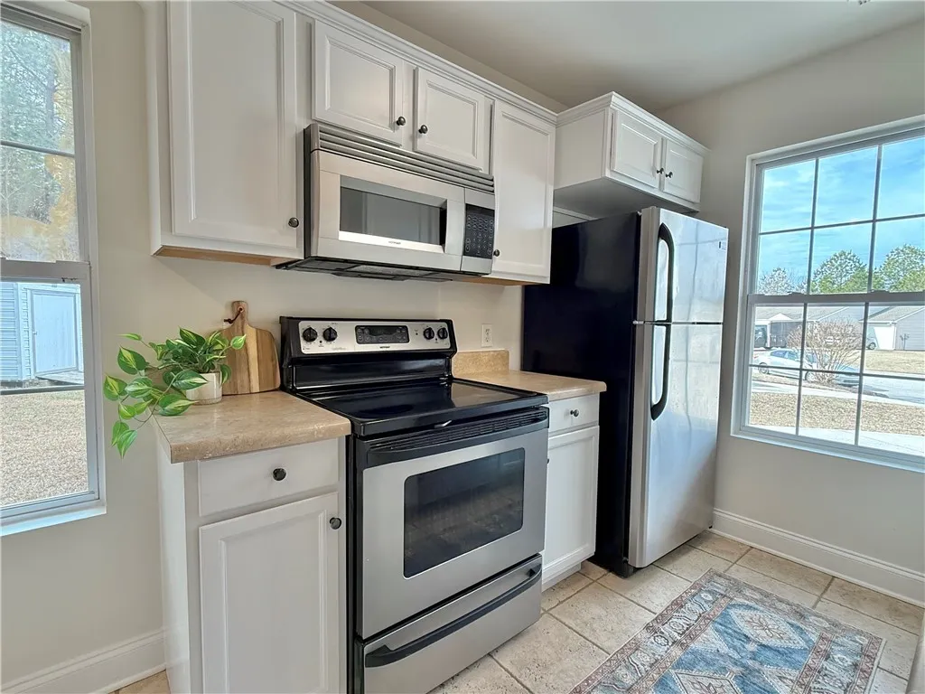 Property image 4 at 340 Oak Knoll Court, Seneca, SC 29678