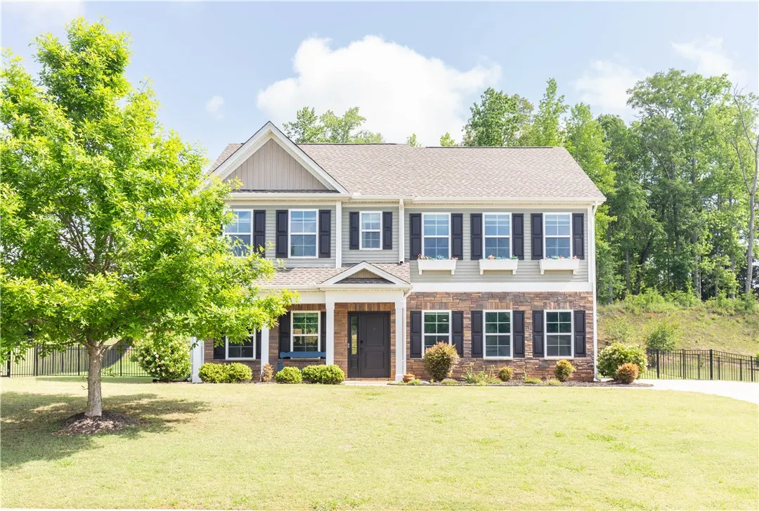 Property image 2 at 110 Avendell Drive, Easley, SC 29642