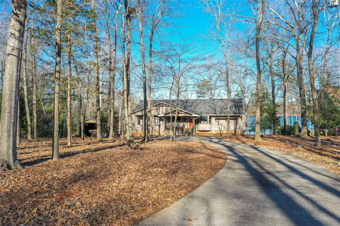 Property image 5 at 310 Paradise Circle, Townville, SC 29689