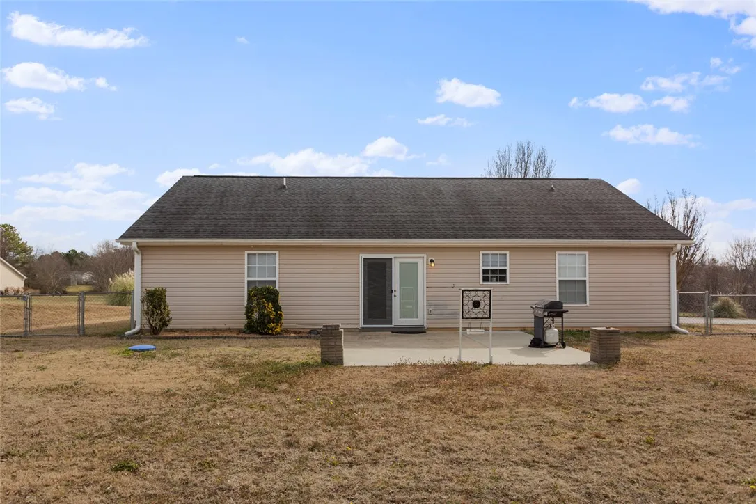 Property image 4 at 106 Chicoma Drive, Townville, SC 29689