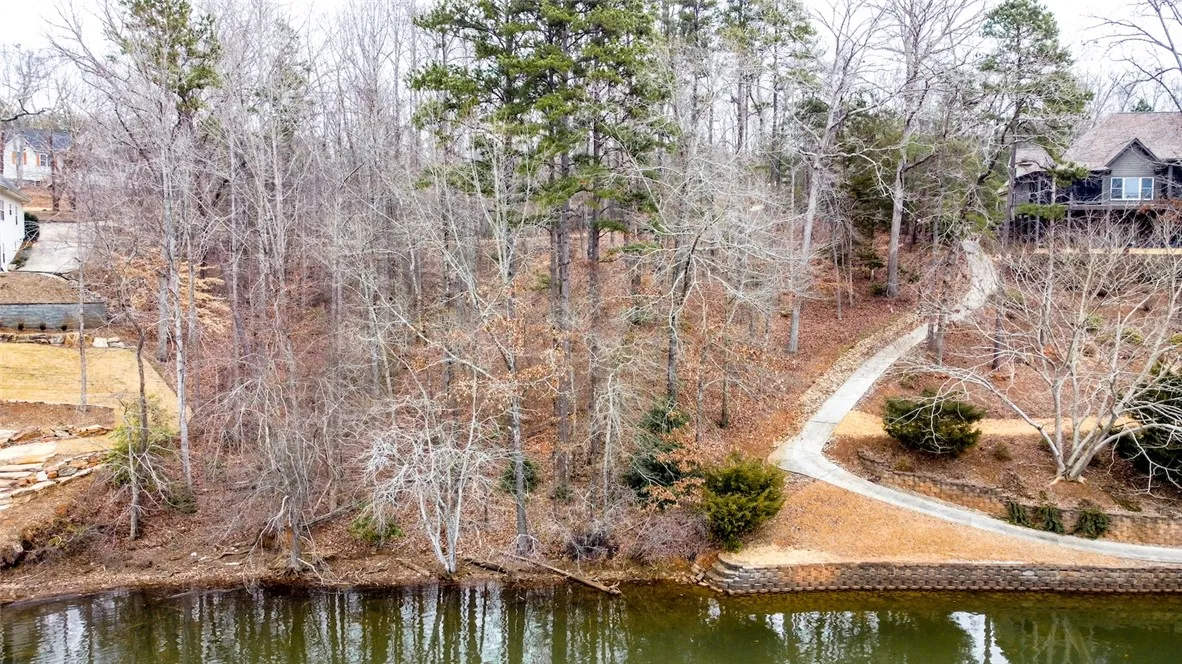 Property image 5 at 107 W Waters Edge Lane, West Union, SC 29696