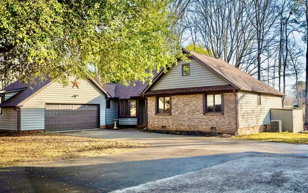 Property image 1 at 2512 Cobbs Way, Anderson, SC 29621