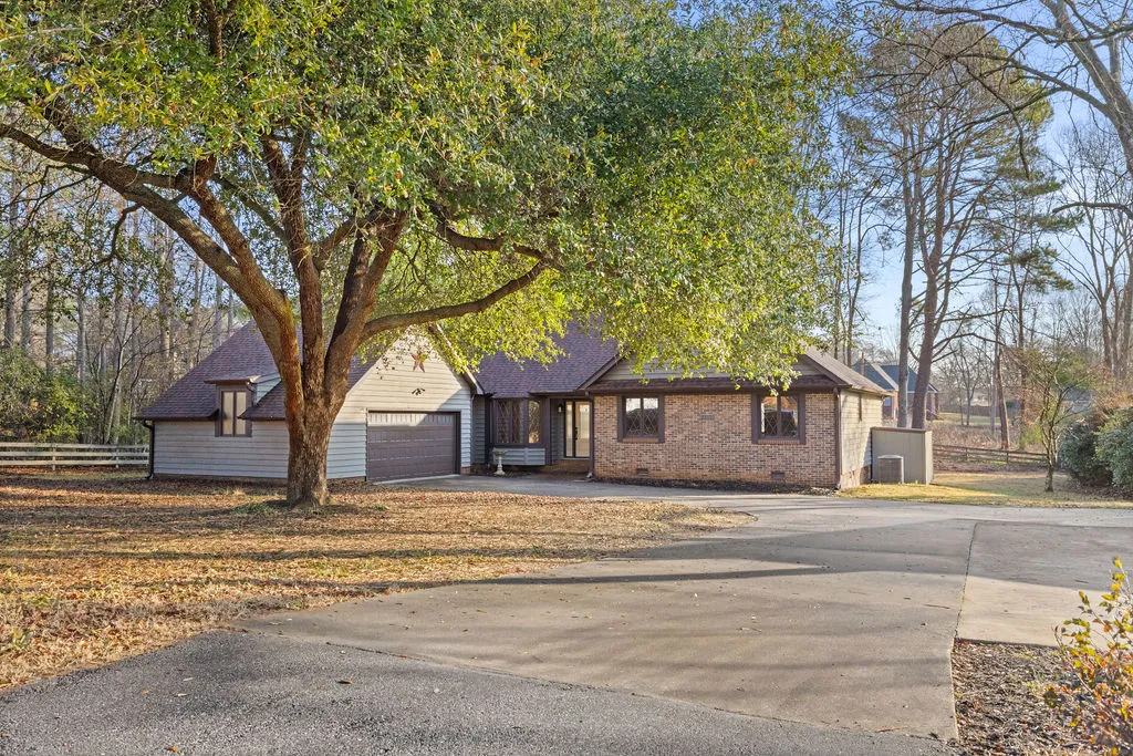 Property image 2 at 2512 Cobbs Way, Anderson, SC 29621