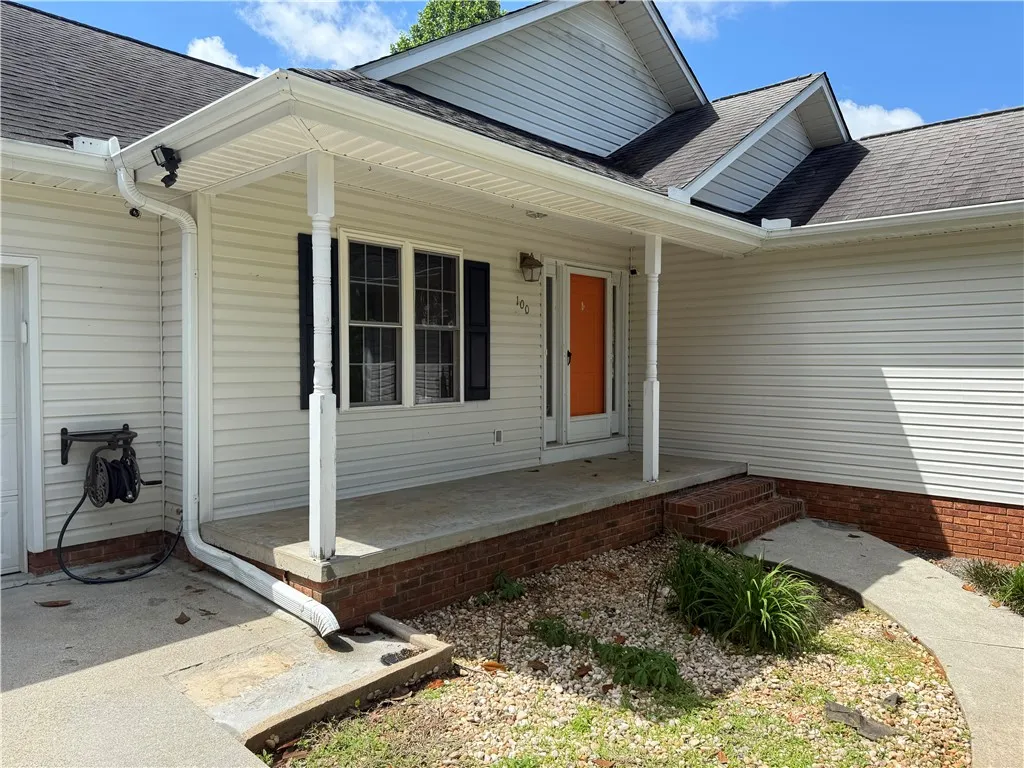 Property image 4 at 100 Echota Trail, Seneca, SC 29672