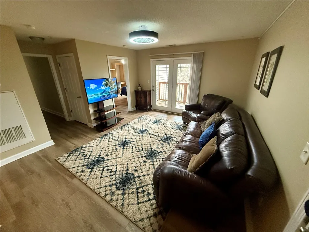 Property image 2 at 313 Harts Cove Way, Seneca, SC 29678