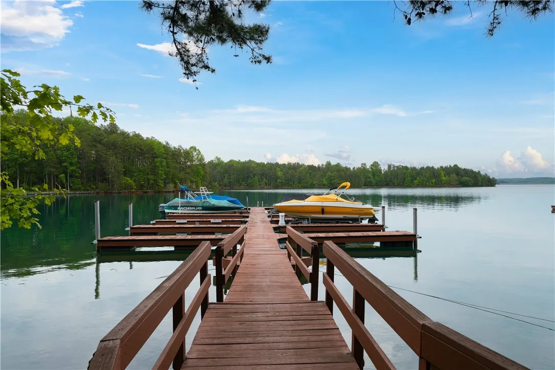 Property image 2 at 203 Wild Oak Court, Seneca, SC 29672