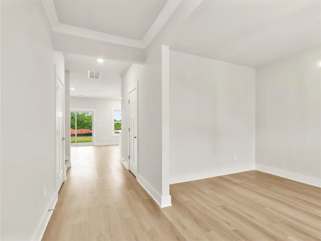 Property image 3 at 142 Willoughby Way, Piedmont, SC 29673