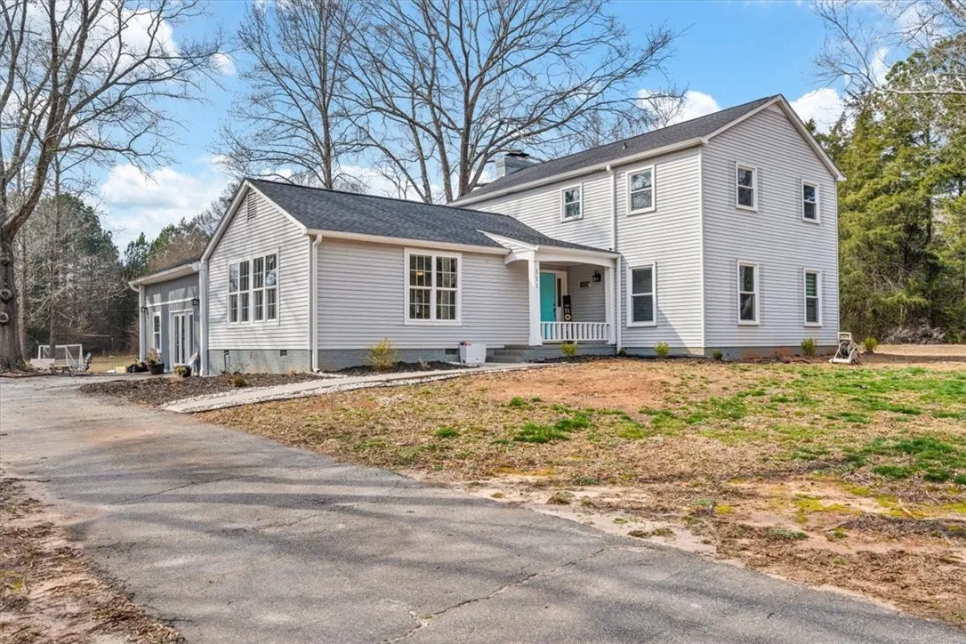 Property image 1 at 111 Canterbury Trail, Fountain Inn, SC 29644