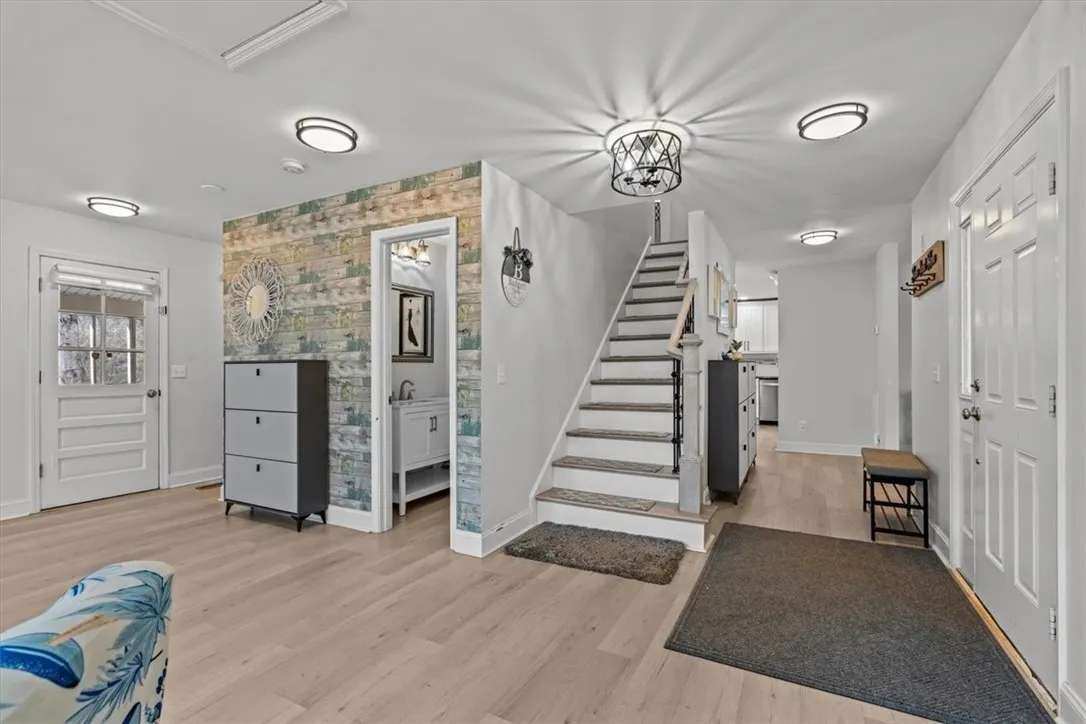 Property image 3 at 111 Canterbury Trail, Fountain Inn, SC 29644