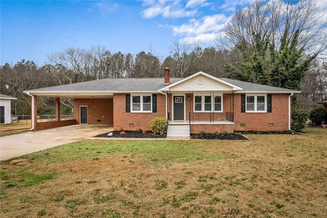 Property image 3 at 3892 Seminole Avenue, Anderson, SC 29626
