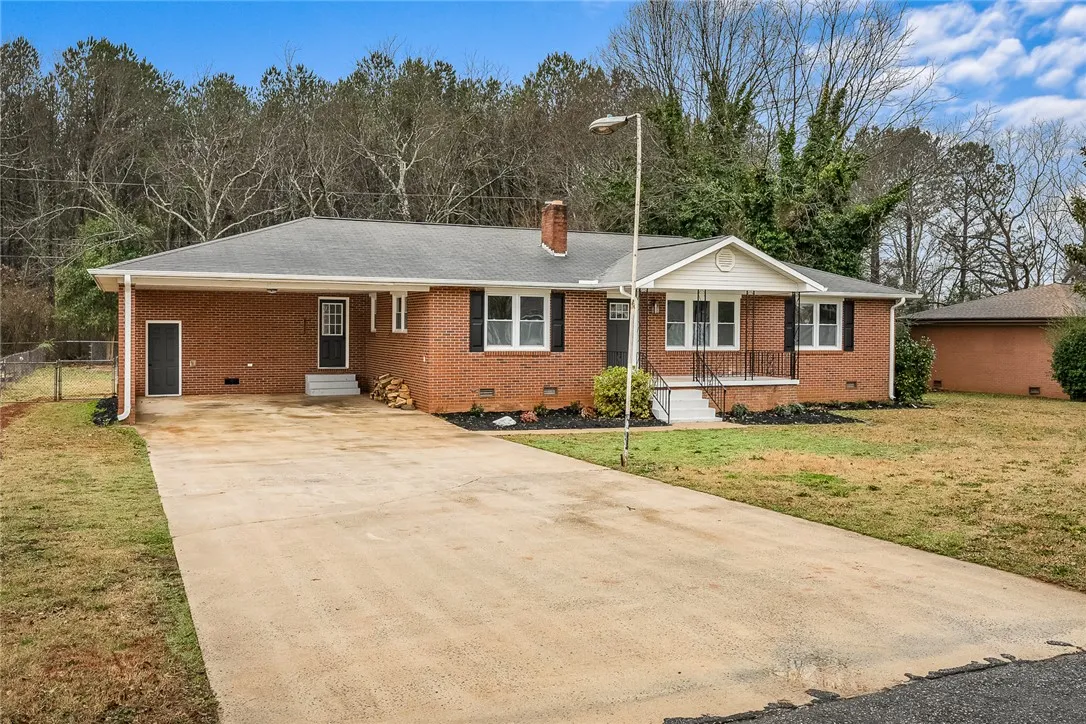 Property image 4 at 3892 Seminole Avenue, Anderson, SC 29626