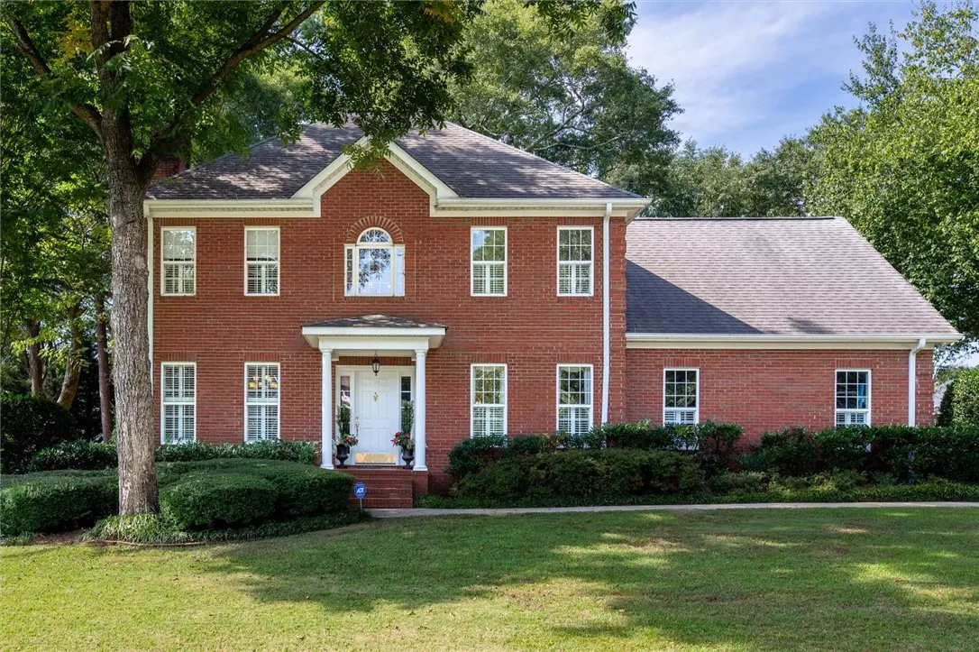 106 Lockmere Court