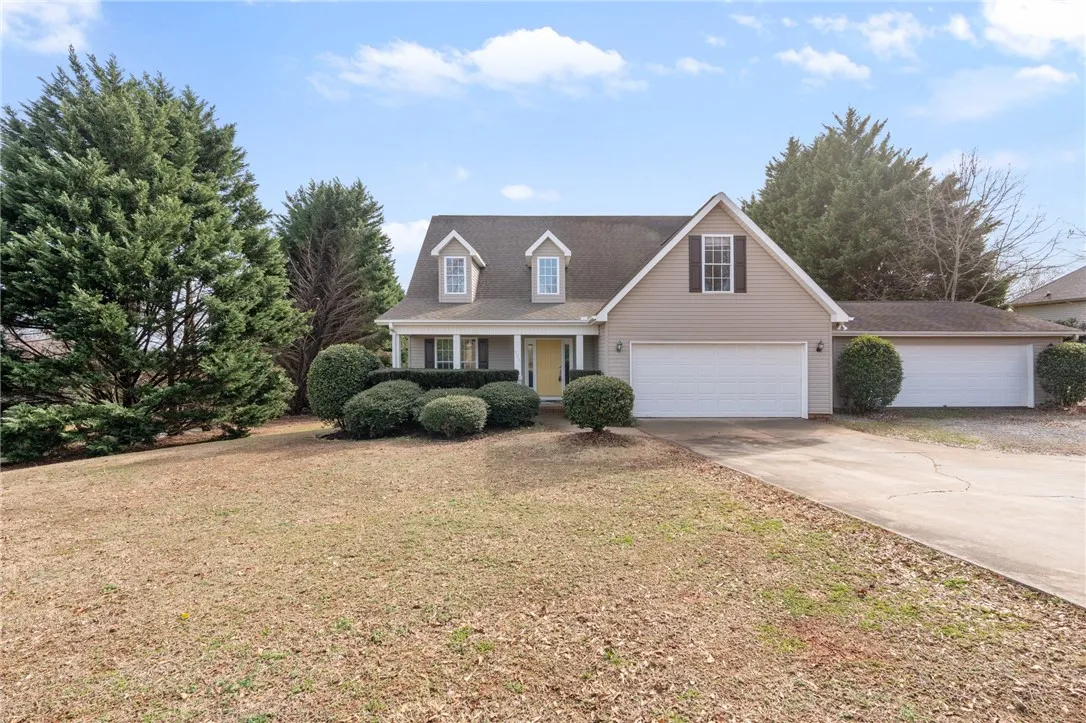 126 Hallmark Lane