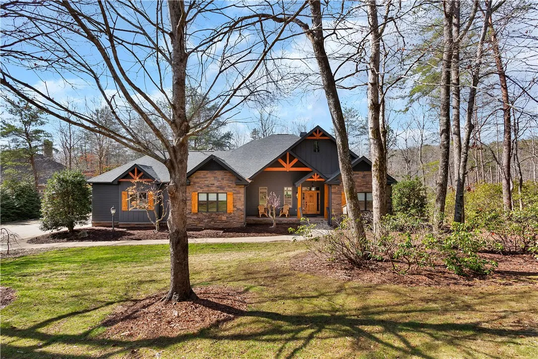 14 Laurel Cove Lane