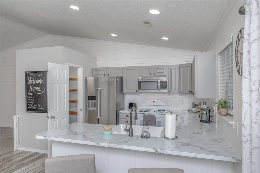 Property image 4 at 119 Chicoma Drive, Townville, SC 29689