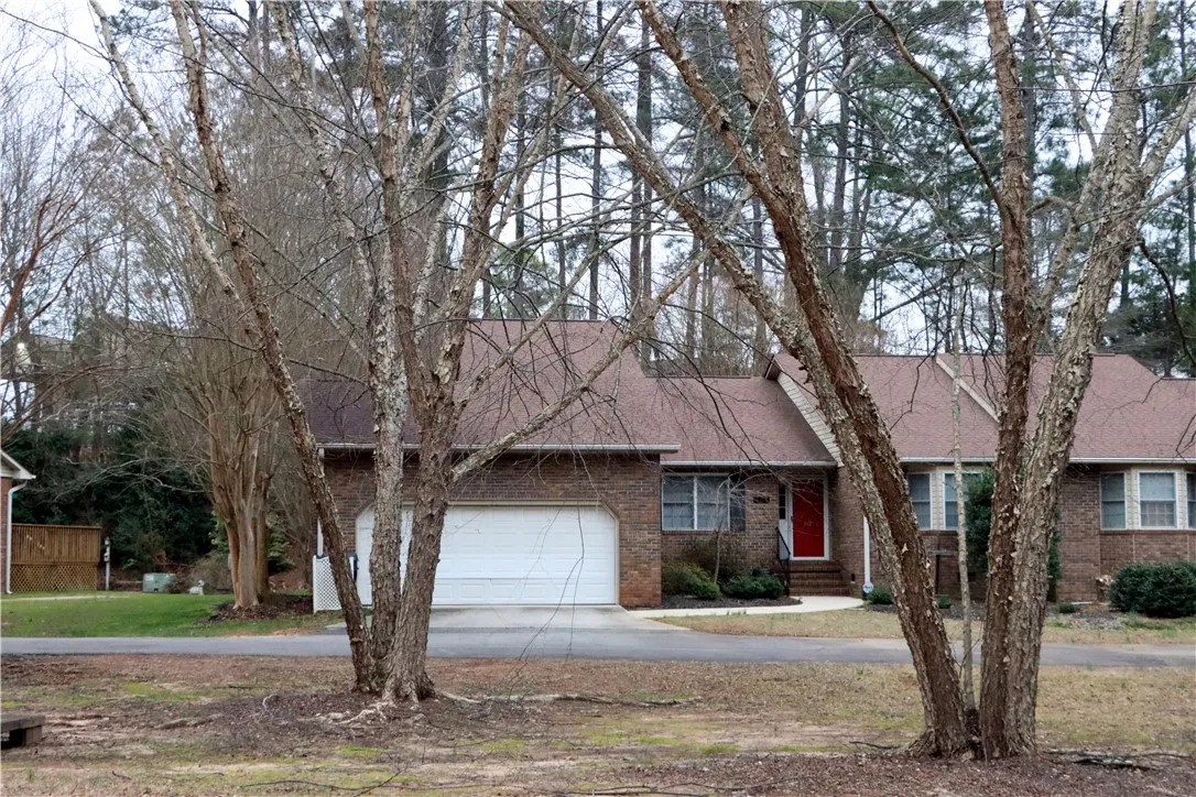 Property image 2 at 102 Holly Ridge Drive, Anderson, SC 29621
