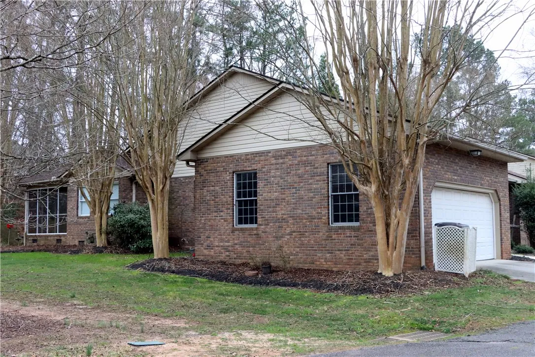 Property image 3 at 102 Holly Ridge Drive, Anderson, SC 29621