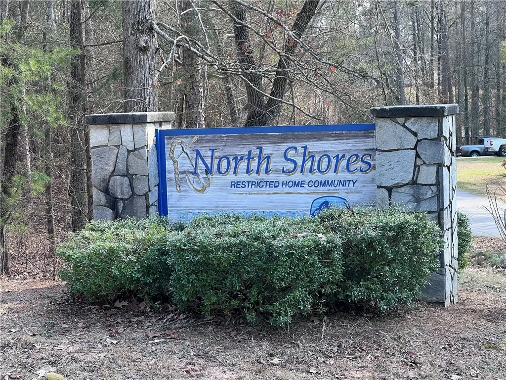 00 North Shores Drive