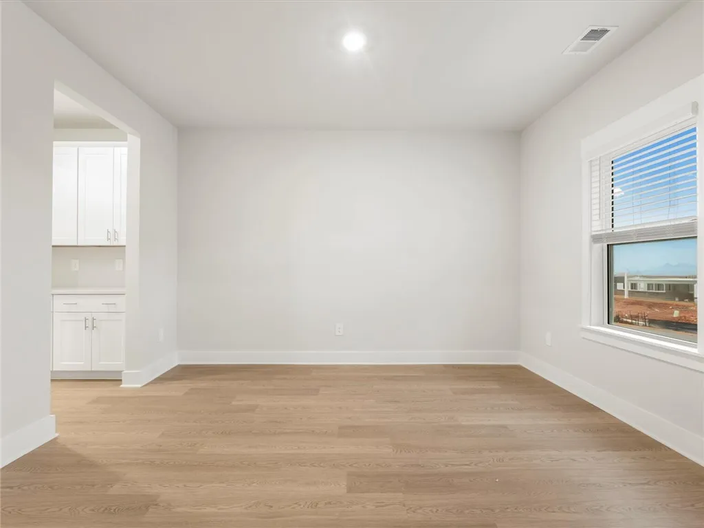 Property image 4 at 1018 Hillcraft Drive, Greer, SC 29651