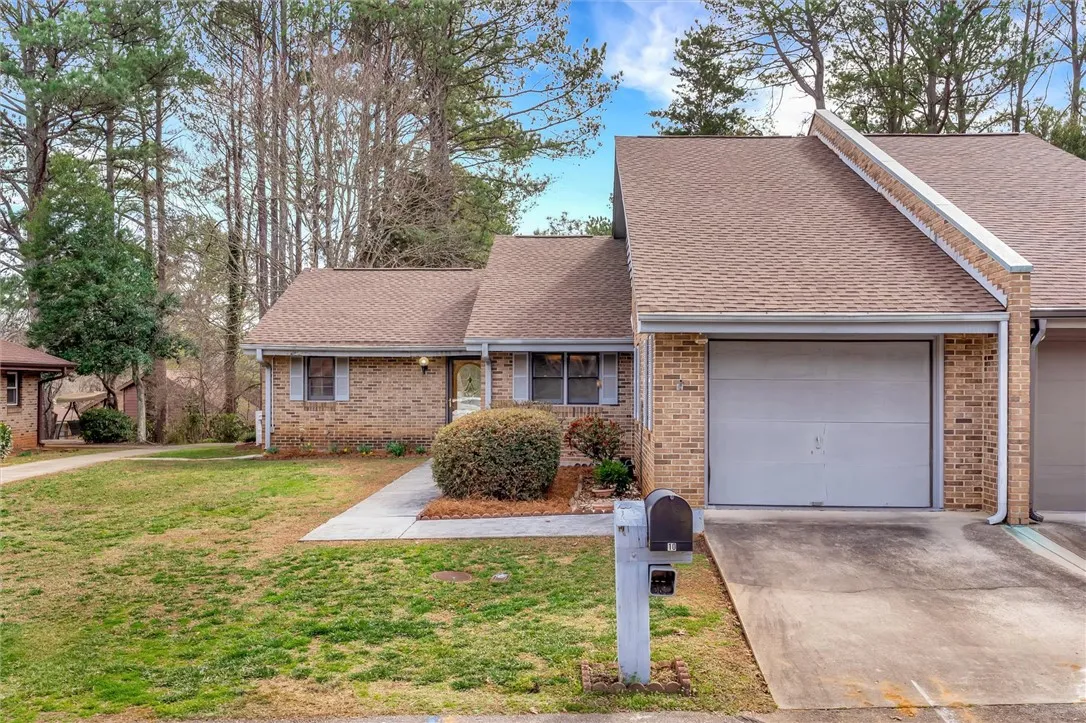 10 Birch Place