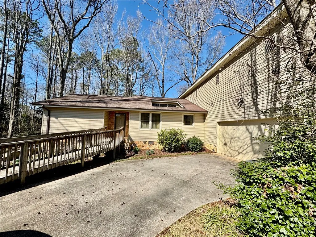 Property image 2 at 202 Woodoak Drive, Anderson, SC 29621