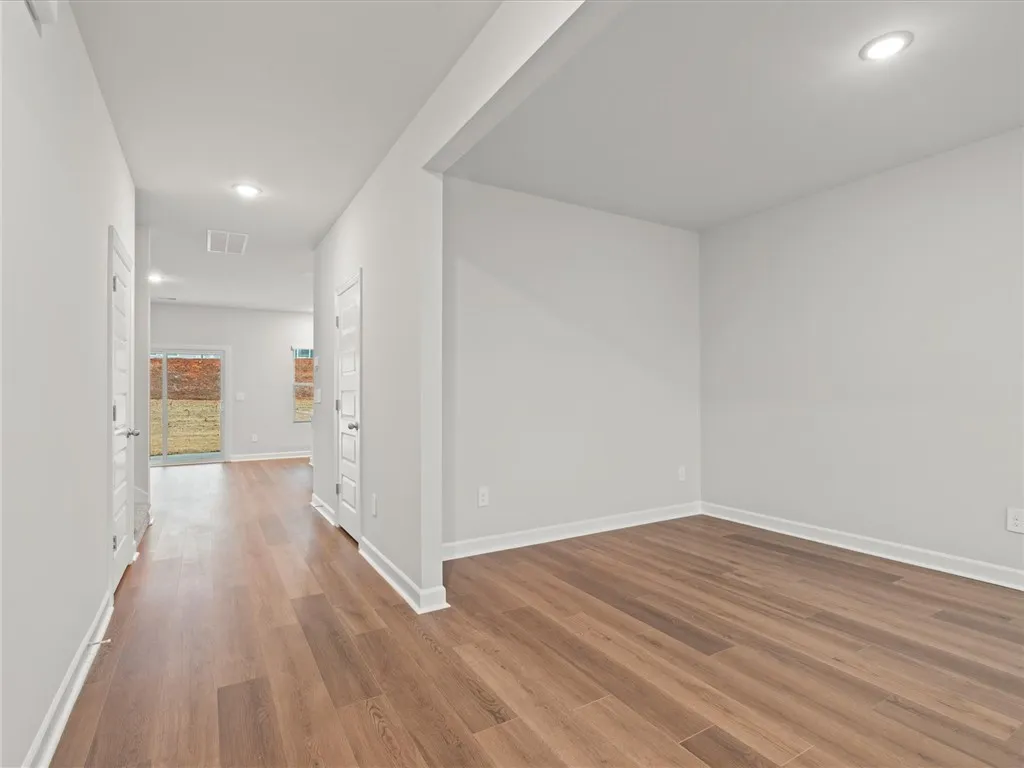 Property image 3 at 101 Tantalus Street, Gray Court, SC 29645