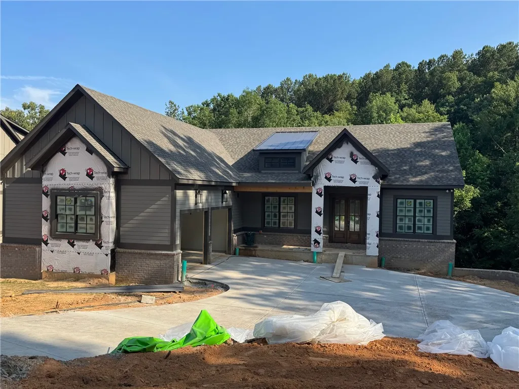 713 Hemlock Court