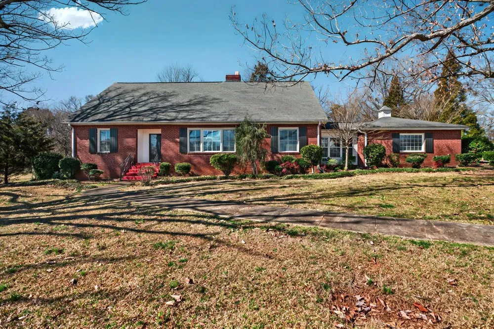 Property image 2 at 1429 E Calhoun Street, Anderson, SC 29621