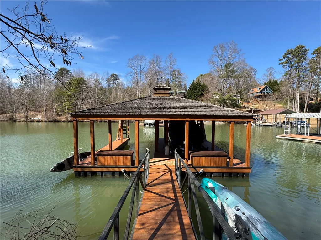 Property image 2 at 620 Crooked Trace Lane, Seneca, SC 29672