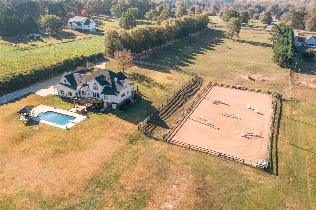 Property image 3 at 132 Lake Road, Easley, SC 29642