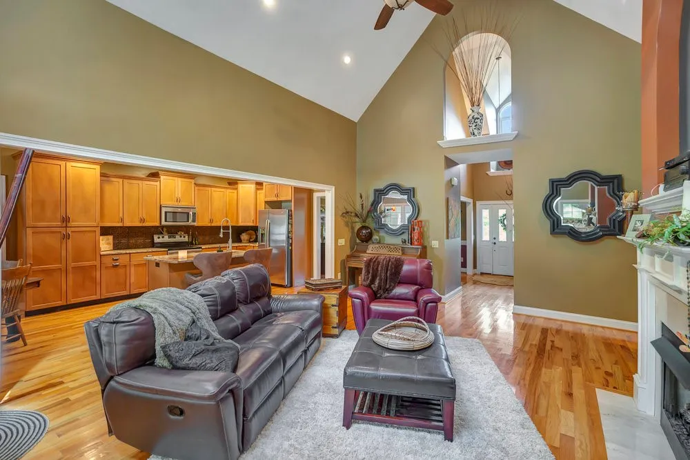 Property image 4 at 15 Westwind Court, Seneca, SC 29672