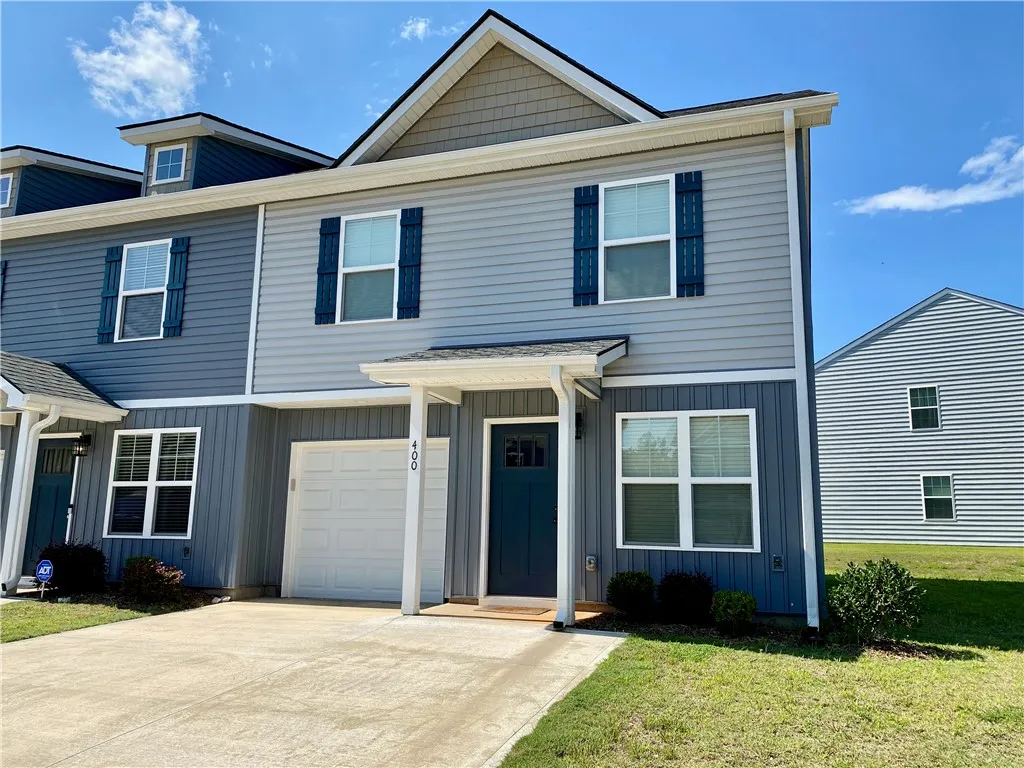 Property image 1 at 400 Bee Cove Way, Pendleton, SC 29670