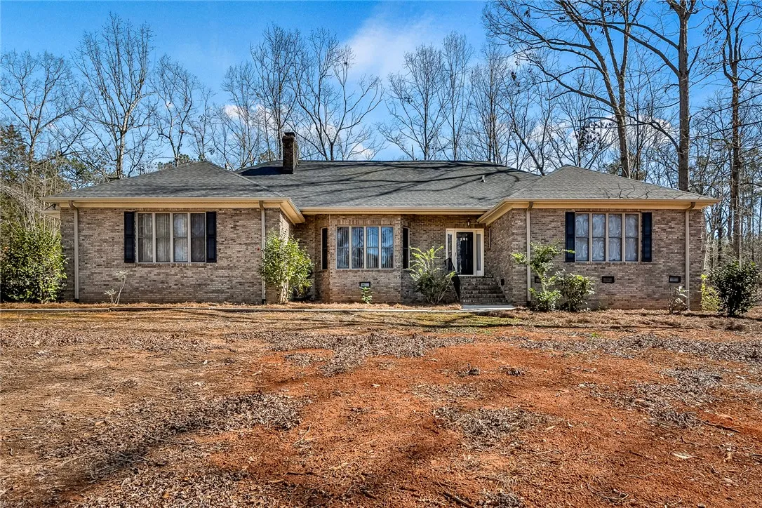 101 Seven Oaks Drive