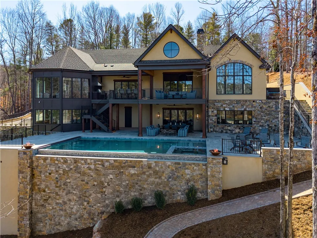 108 Ivey Hollow Court