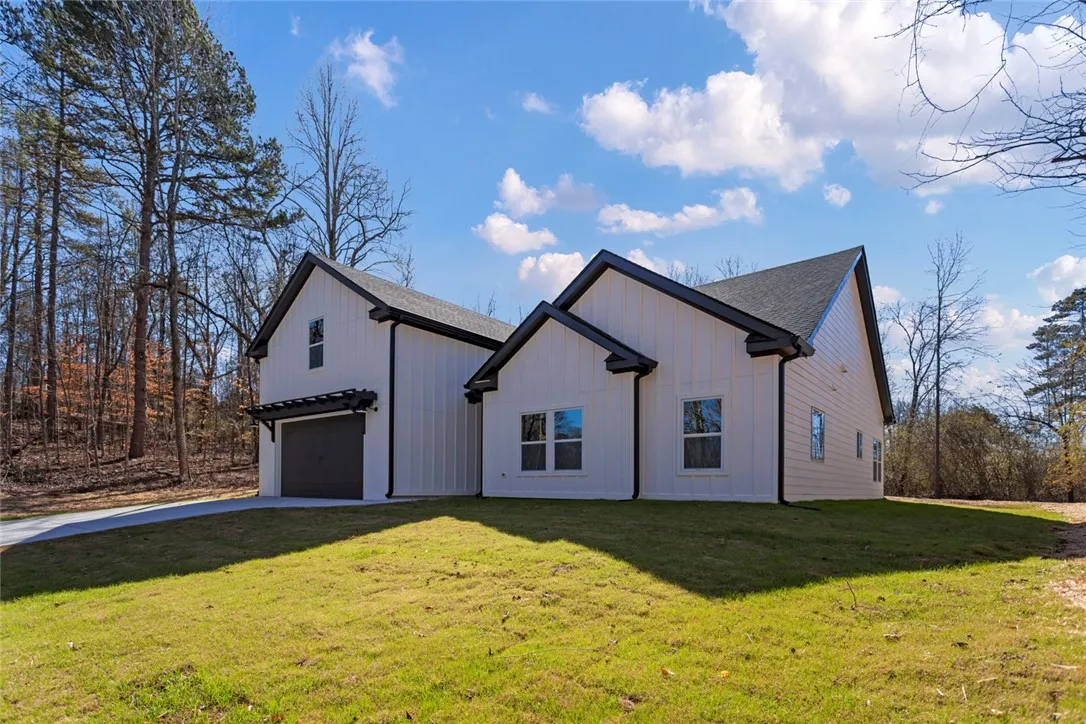 Property image 3 at 66 Mohawk Trail, Lavonia, GA 30553