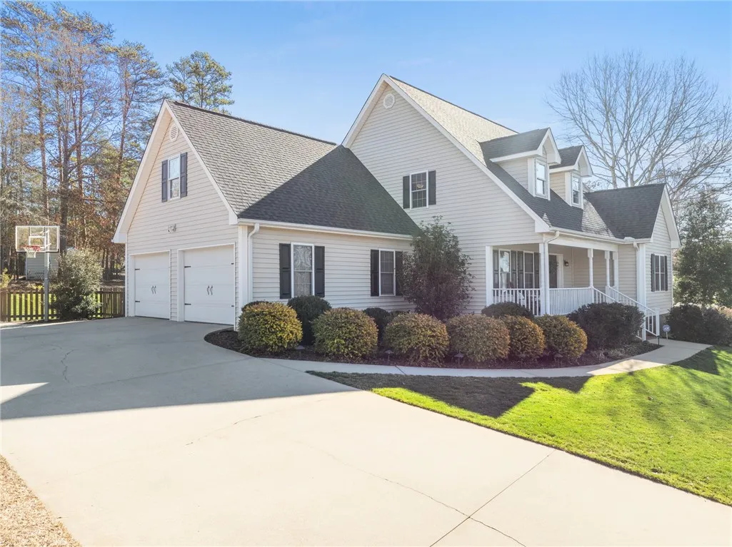 Property image 4 at 105 Ridgestone Drive, Central, SC 29630
