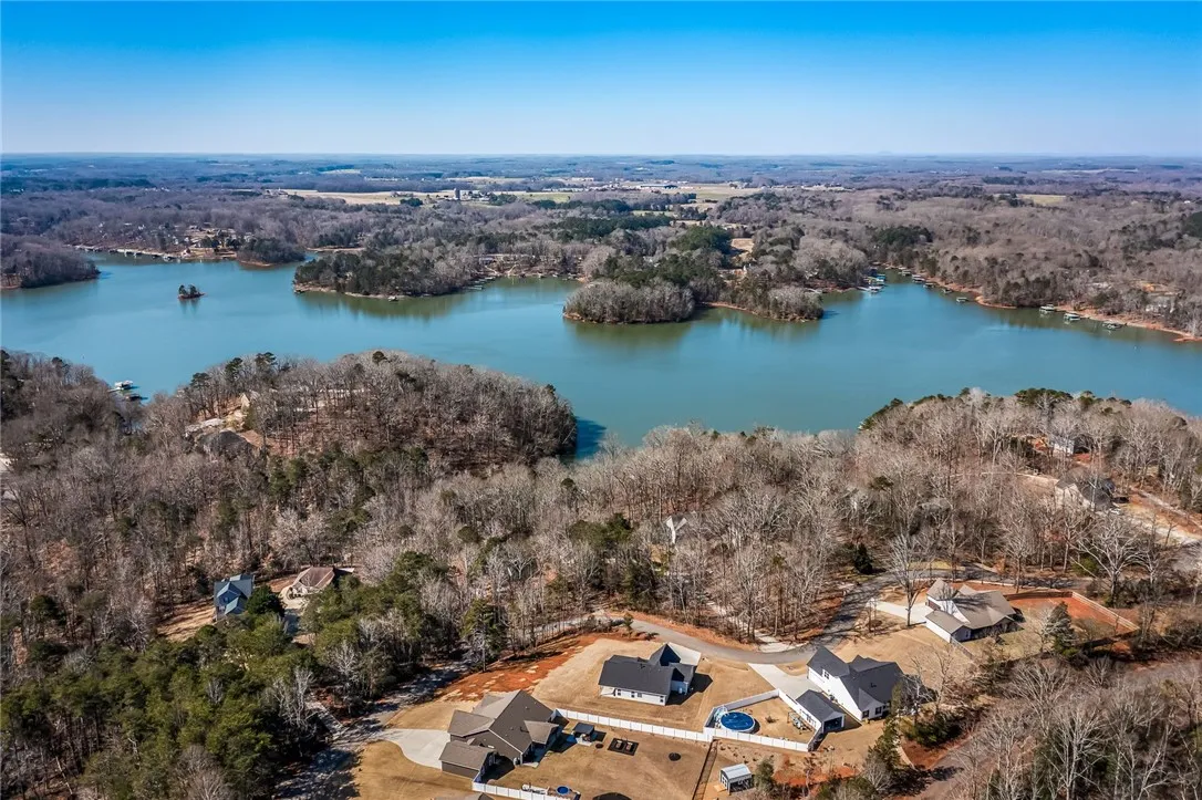 Property image 3 at 124 Inlet Pointe Drive, Anderson, SC 29625