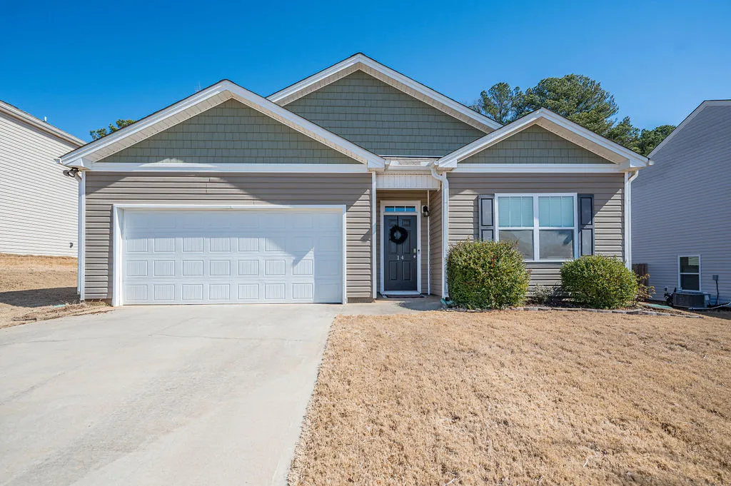 14 Karkinnen Court