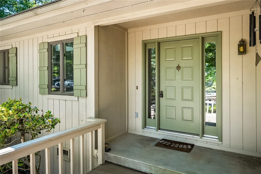 Property image 3 at 11 Captain Lane, Salem, SC 29676