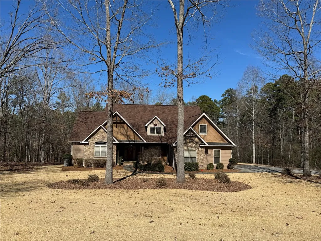614 Winter Pine Court