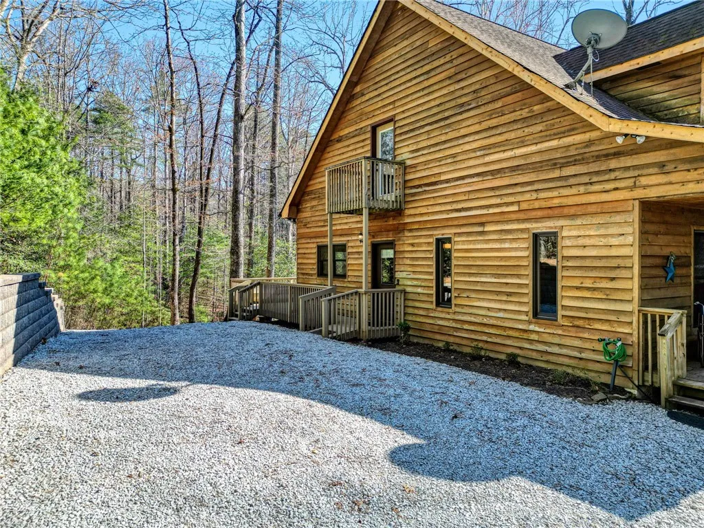 Property image 3 at 658 Chattooga Lake Road, Mountain Rest, SC 29664