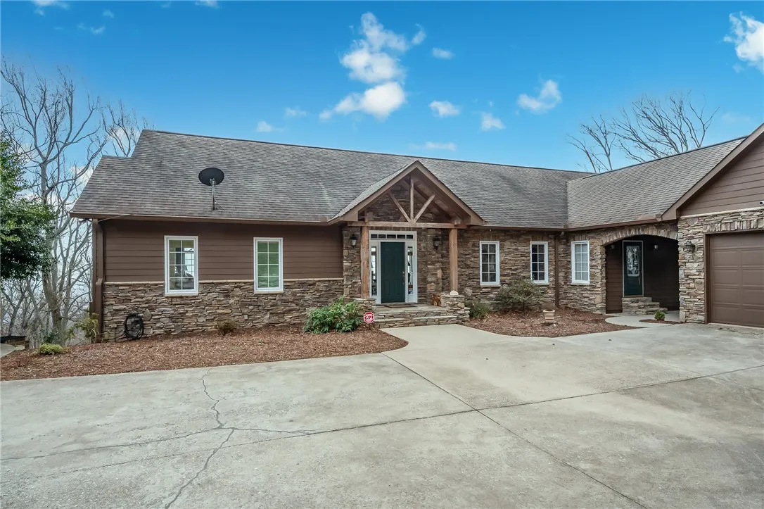Property image 2 at 190 Raven Road, Landrum, SC 29356