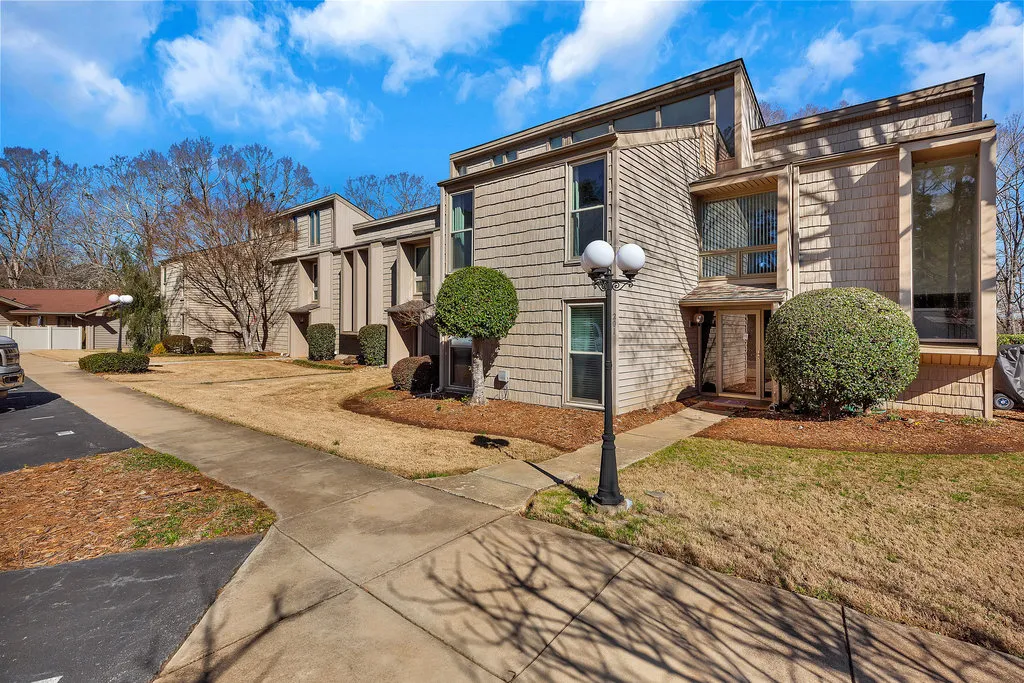Property image 2 at 202 Providence Villas, Anderson, SC 29626