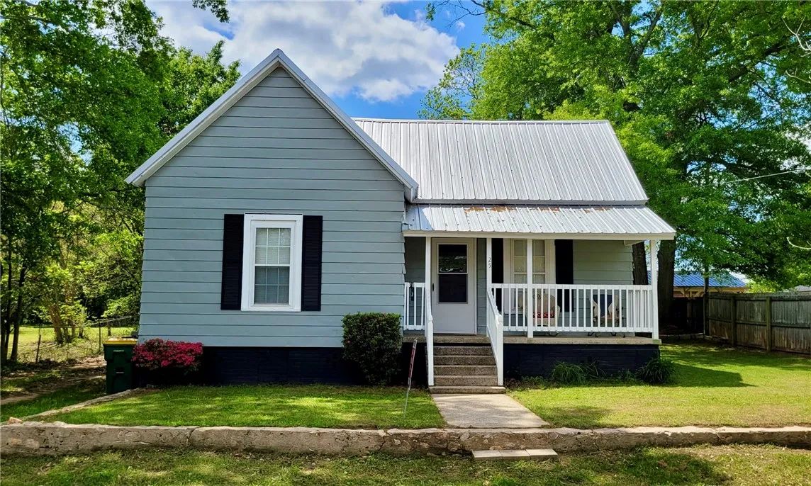 25 E Central Avenue