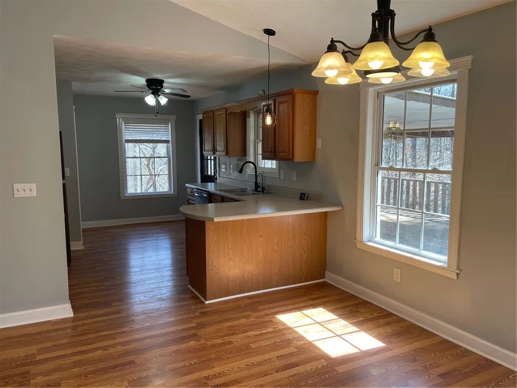 Property image 3 at 426 Arrowhead Drive, Lavonia, GA 30553