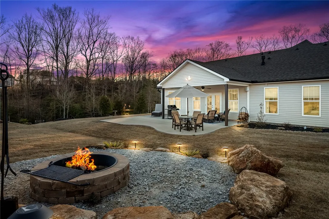 Property image 2 at 214 Inlet Pointe Drive, Anderson, SC 29625