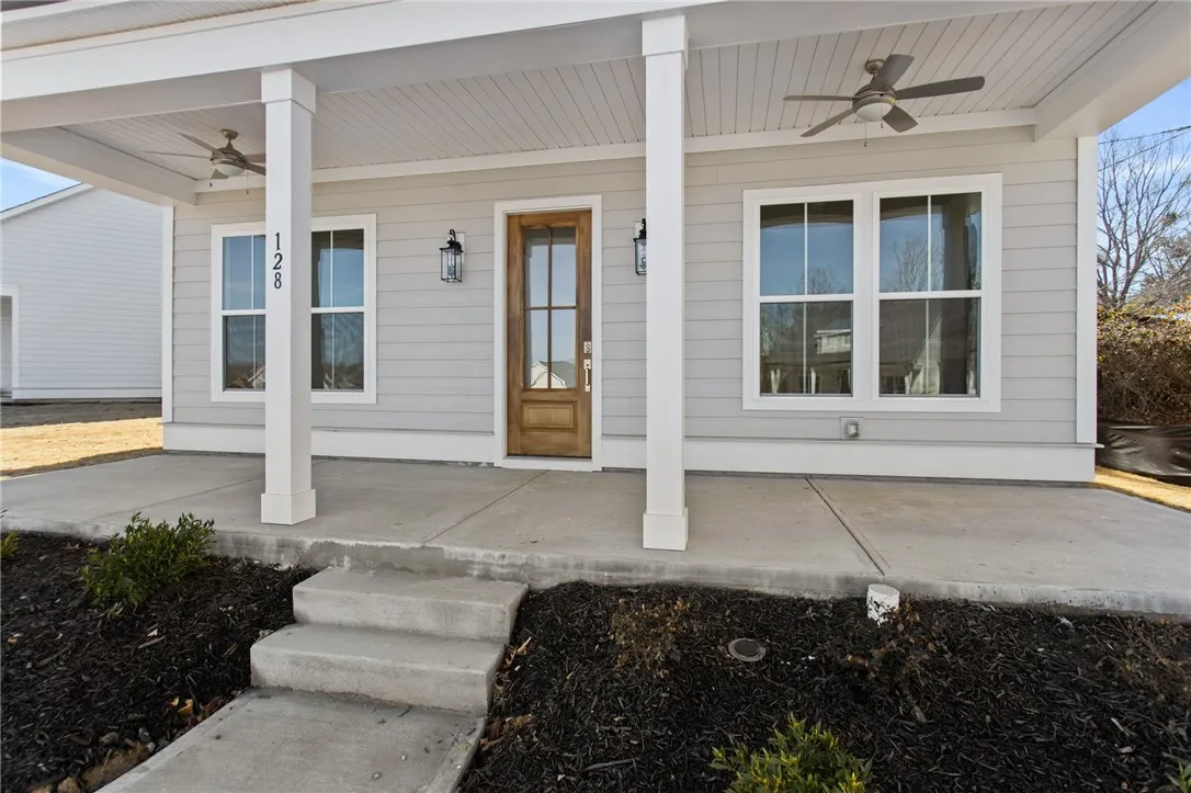 Property image 3 at 128 Cottage Lane, Greenwood, SC 29649