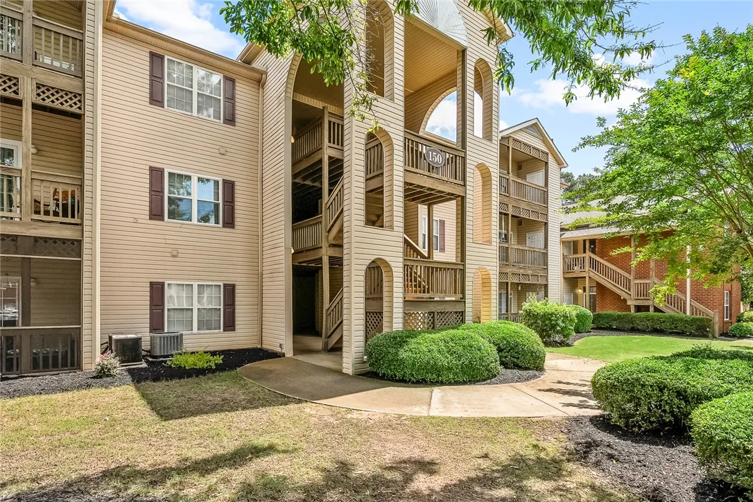 150 Wexford Drive